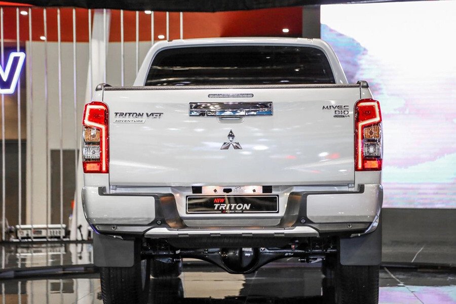 Mitsubishi Triton 4x2 AT Mivec - Hình 6 Mitsubishi Triton 4x2 AT Mivec - Hình 6